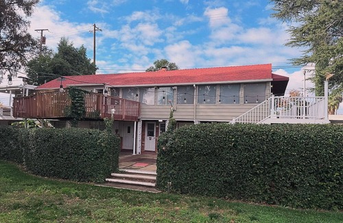 Willow Creek Apartment | Cozy 1 bedroom with kitchen & river views