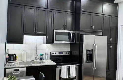 Mount Pleasant Apartment | Cozy 1-bedroom with WiFi and AC in charming private location