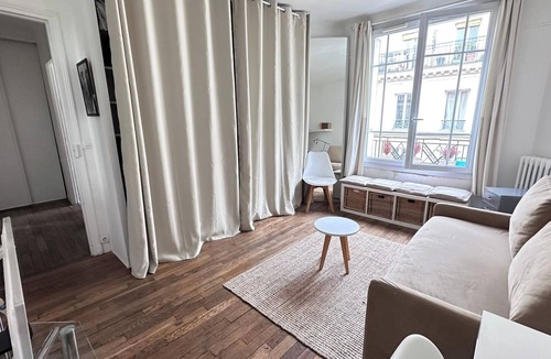 Quartier des Grandes-Carrieres Apartment | Cozy 1 Room - Jules Joffrin/Montmartre