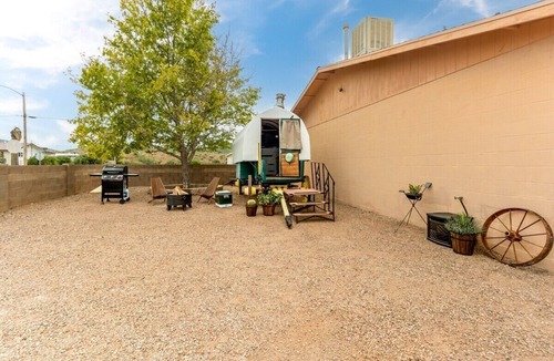Tombstone Apartment | Cozy 1880 Sheepherders Wagon in Tombstone!