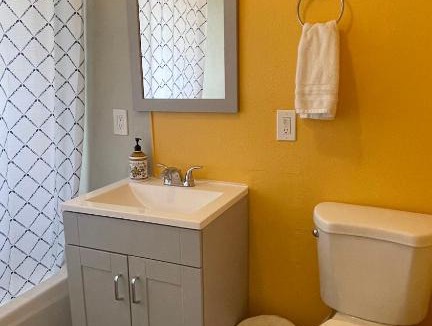 Southwest Berkeley House | Cozy 1B&1B Residential Home in Berkeley