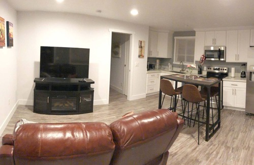 Bothell House | Cozy 1bd Duplex Unit - Downtown Bothell and UW Bothell