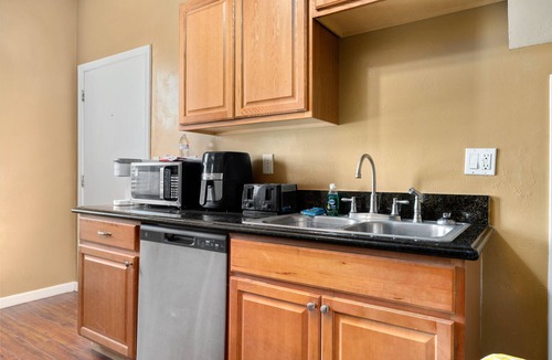 Southeastern Sacramento Apartment | Cozy 1bdr/1br near downtown