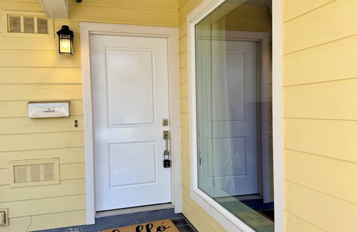Medical Center District Condo | Cozy 1bedroom condo in Medical Area with WiFi, AC