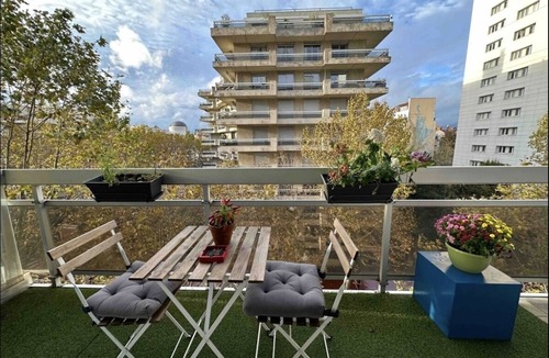 Levallois-Perret Apartment | Cozy 1Bedroom near l’Etoile Arc de Triomphe ⭐️ Big balcony!