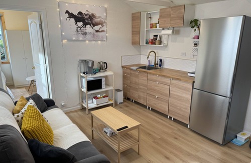 Southwest Annex Cottage | Cozy 1BR, 21 min away from SF