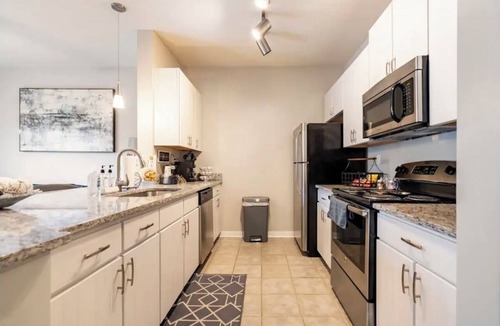 Inman Park Apartment | Cozy 1BR APT Inman Park Atlanta, Beltline Trail- Free Parking!