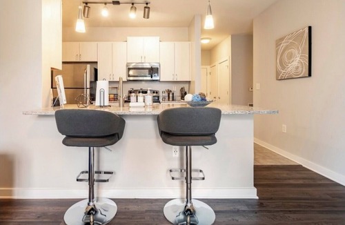 Inman Park Apartment | Cozy 1BR APT Inman Park Atlanta, Beltline Trail- Free Parking!