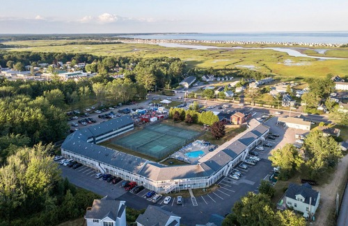 Wells Condo | Cozy 1BR Condo near Beaches