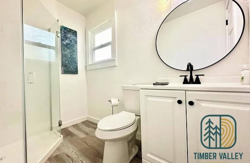 West Plains Apartment | Cozy 1BR Entire Unit in W. Plains, nice location!