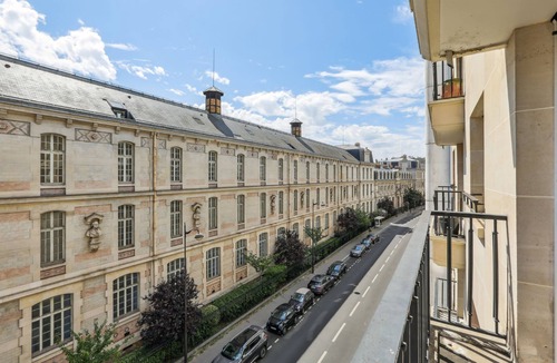 Porte-Dauphine Apartment | Cozy 1BR Near Trocadero & Arc de Triomphe
