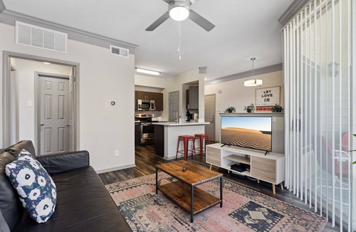 North Burnet Apartment | Cozy 1BR next to the Domain 9004