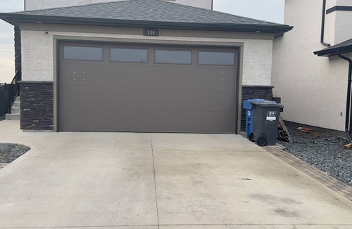 Transcona House | Cozy 1BR Suite + Sitting Room | Quick Access to Regent East