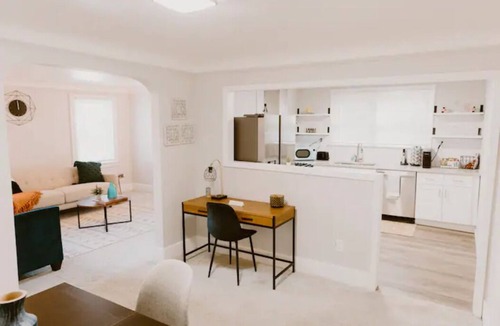 Ferndale House | Cozy 1BR Upper Unit in Ferndale