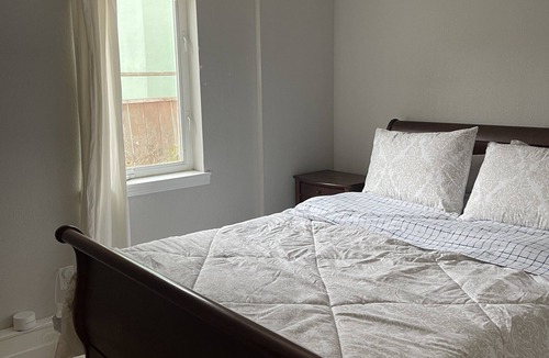 Albany Condo | Cozy 2/2 Albany Condo