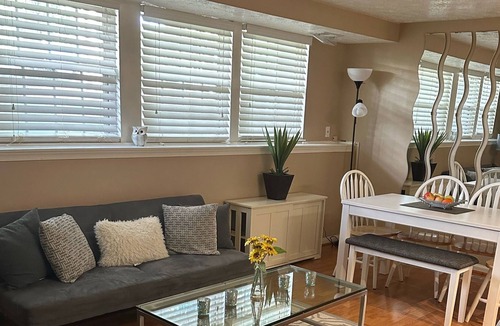 Gaithersburg Apartment | Cozy 2 Bdr Condo close to everything