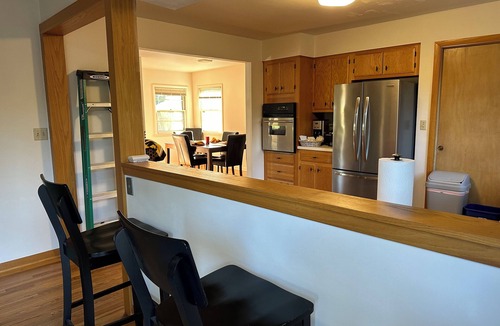 University Heights House | Cozy 2-bdrm home minutes from Kinnick and Melrose tailgating, AC, WiFi, parking
