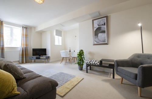 Willesborough Apartment | Cozy 2-Bed Apartment in Central Ashford