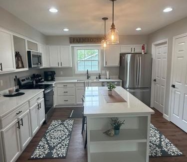 Hendersonville Villa | Cozy 2 bedroom 2 bath getaway Villa