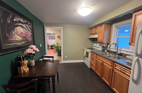 North Tonawanda Apartment | Cozy 2-bedroom apartment with some character in a nice neighborhood