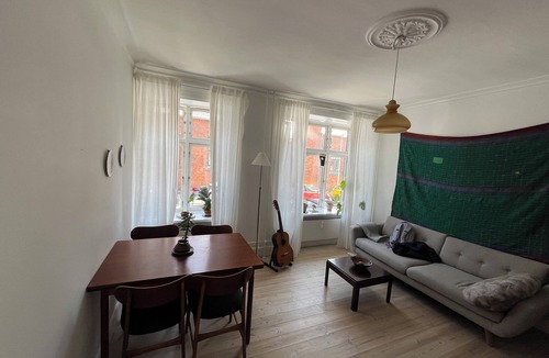 Frederiksberg C Apartment | Cozy 2-bedroom apartment in Frederiksberg