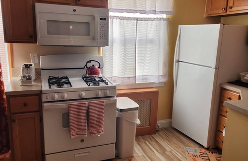 North Philadelphia Apartment | Cozy 2 Bedroom Apartment