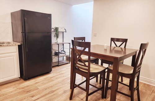 West Plains Apartment | Cozy 2-Bedroom Apartment Suite