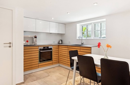 Amager Apartment | Cozy 2-bedroom apartment in Copenhagen-Right between the airport, beach and city