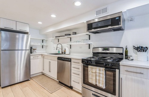 Logan Square Apartment | Cozy 2-Bedroom Apartment with WiFi, AC & More in Hip Logan Square