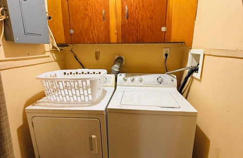 Creston Apartment | Cozy 2-bedroom apartment in Creston