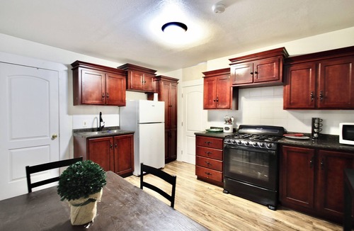 Downtown El Paso Apartment | Cozy 2 bedroom apartment in terrific El Paso with WiFi, AC, entire unit