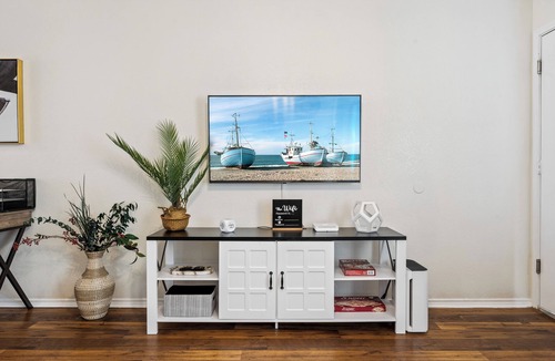 Killeen Apartment | Cozy 2-bedroom apartment in charming Killeen with WiFi, AC