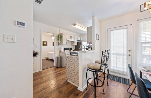 Killeen Apartment | Cozy 2-bedroom apartment in charming Killeen with WiFi, AC