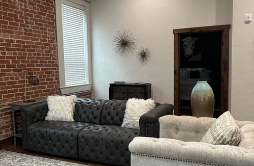 Aubrey Apartment | Cozy 2-bedroom apartment in Aubrey with WiFi, AC