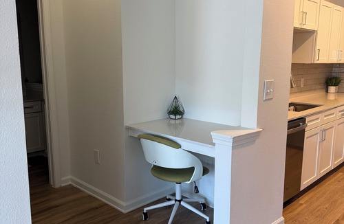 Frisco Apartment | Cozy 2-bedroom apartment in charming Frisco with AC and gym access