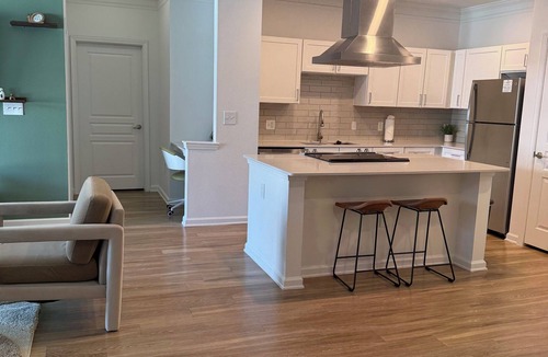 Frisco Apartment | Cozy 2-bedroom apartment in charming Frisco with AC and gym access