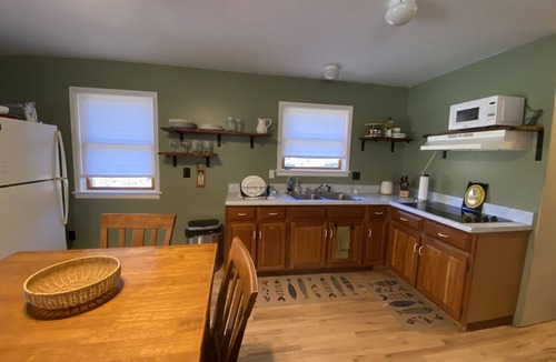 Shinhopple Apartment | Cozy 2-bedroom apartment with Private River Access