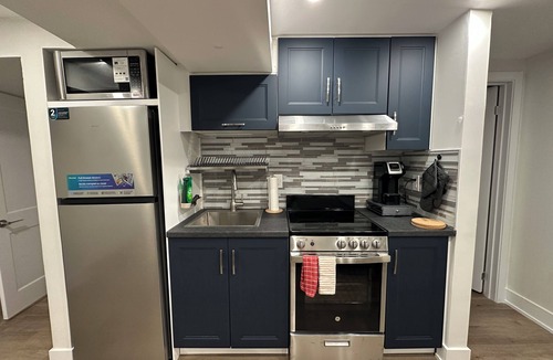 Thornhill House | Cozy 2 bedroom Basement Suite
