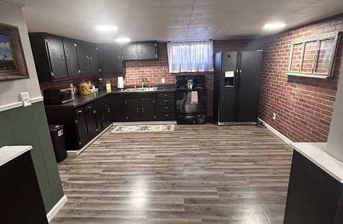Chadron Apartment | Cozy 2-Bedroom Basement Apartment. Pet Friendly!