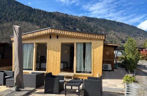 Unterseen House | Cozy 2-Bedroom Bungalow