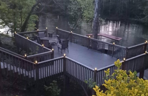 Pangburn Cabin | Cozy 2-bedroom cabin in enchanting Pangburn overlooking red River n 6 person's
