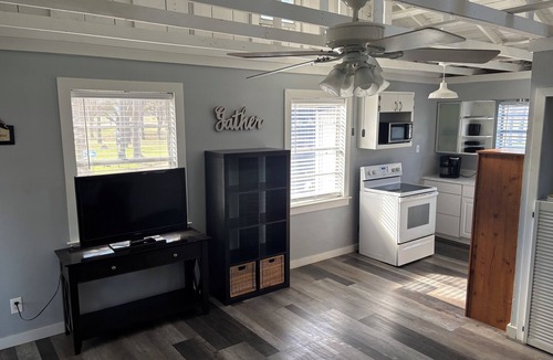 Tow Cabin | Cozy 2-bedroom cabin in peaceful Tow with AC