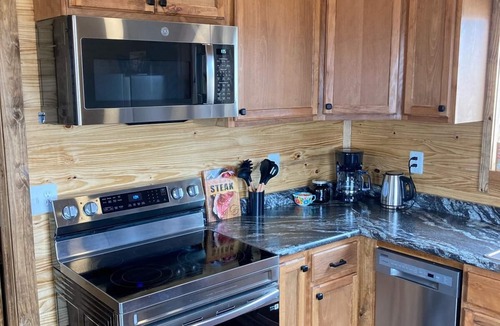 Texline Cabin | Cozy 2-bedroom cabin in Texas Panhandle