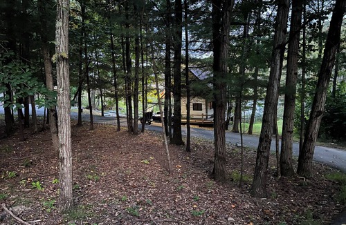Vestal Cabin | Cozy 2-bedroom cabin in Vestal NY