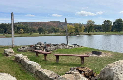 Town of Carrollton Cabin | Cozy 2 bedroom cabin on a 20 acre lake