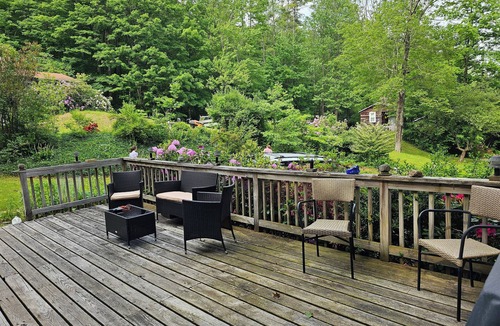 Shandaken Cabin | Cozy 2-bedroom cabin in charming Shandaken with WiFi, AC