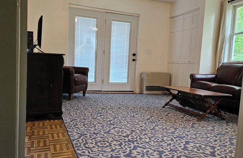 Shandaken Cabin | Cozy 2-bedroom cabin in charming Shandaken with WiFi, AC