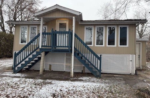 Pierreville Ski Chalet | Cozy 2-bedroom chalet in Pierreville on the river with a