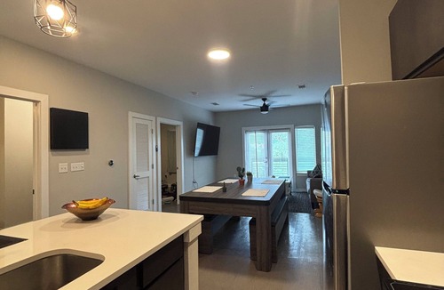 South Lamar Condo | Cozy 2-bedroom condo with AC in brilliant Austin location