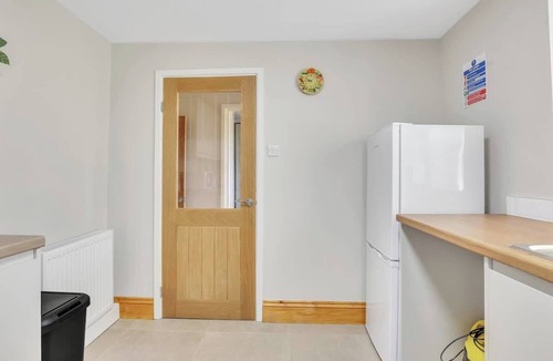 West Woodburn House | Cozy 2 Bedroom Cottage- by Holiday Homes